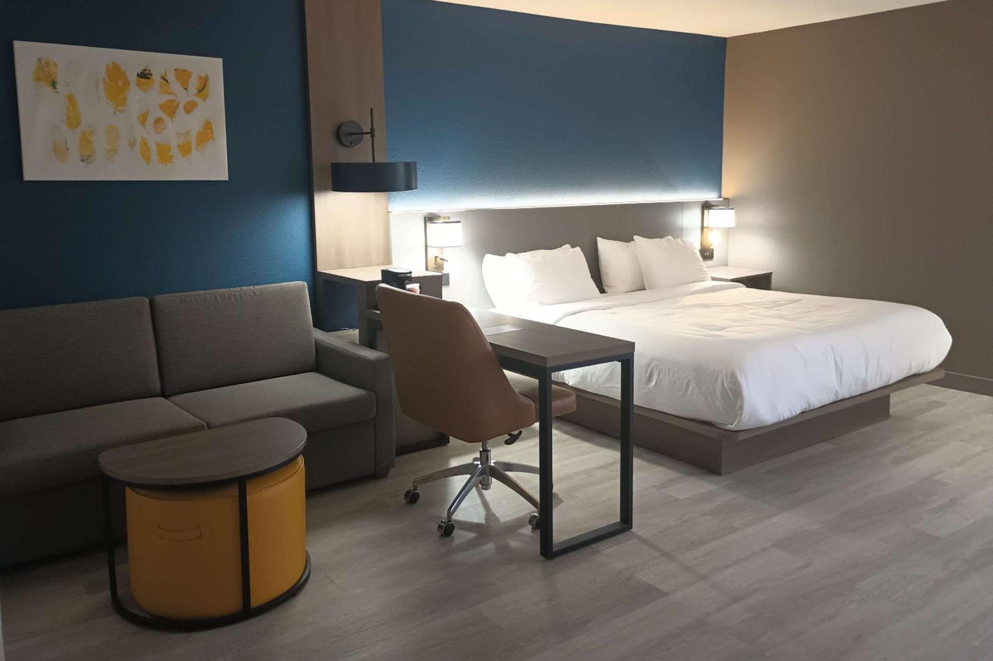 Baymont By Wyndham Johnson City/Binghamton Buitenkant foto